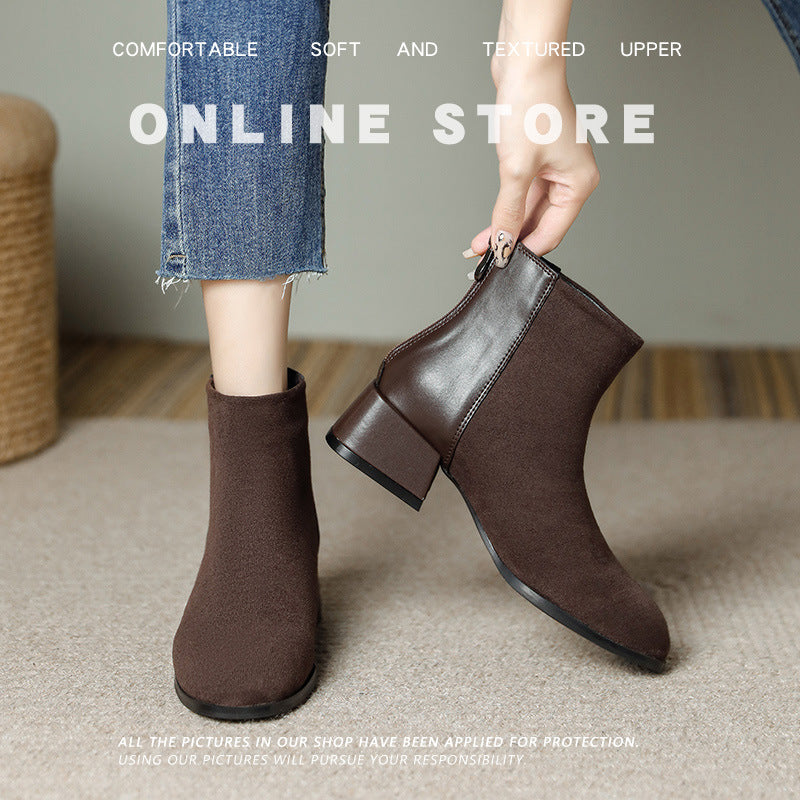 Botas de cano baixo em pele genuína 