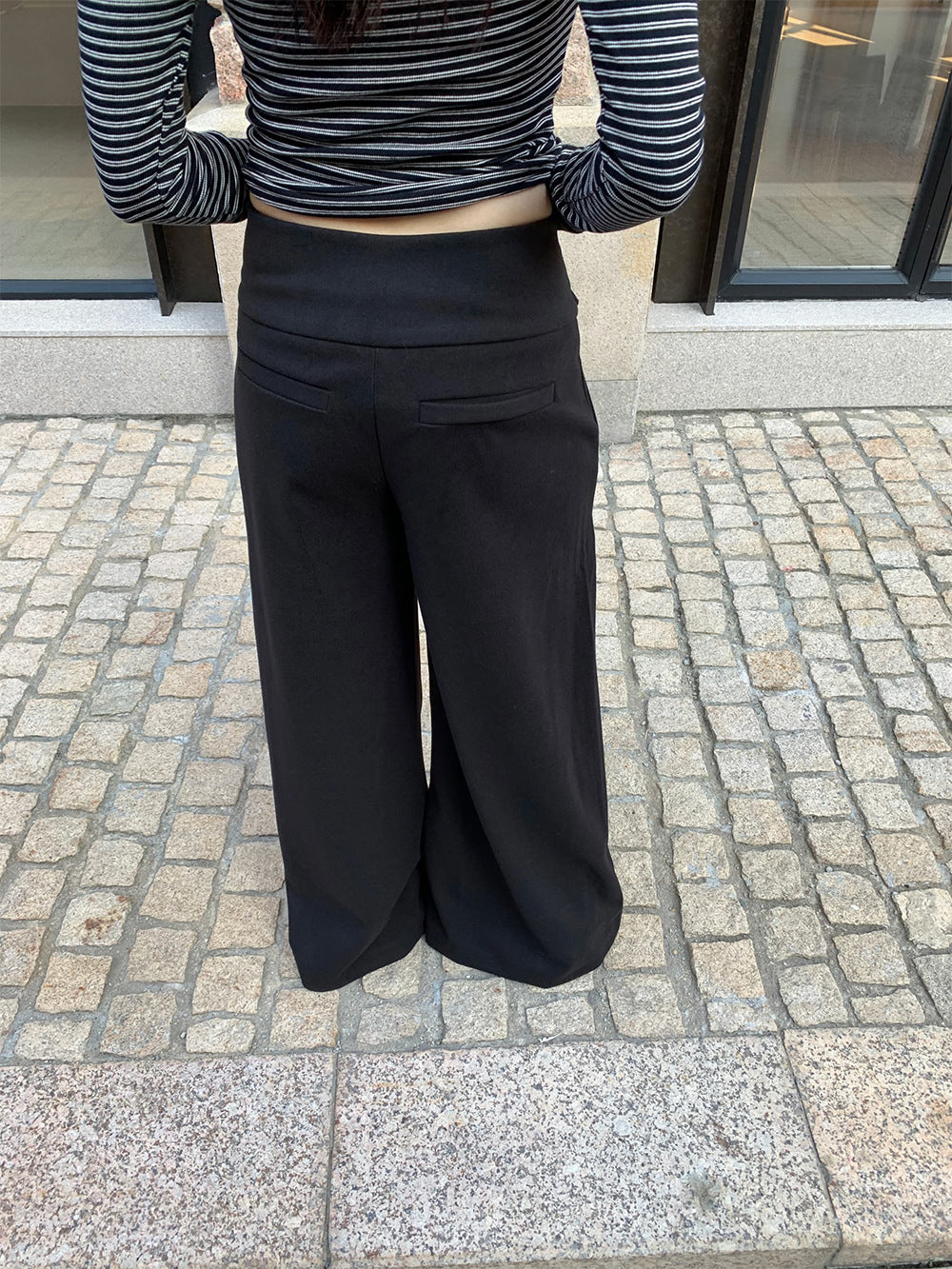 Pantalon de tailleur élégant à boutons latéraux pour femme 