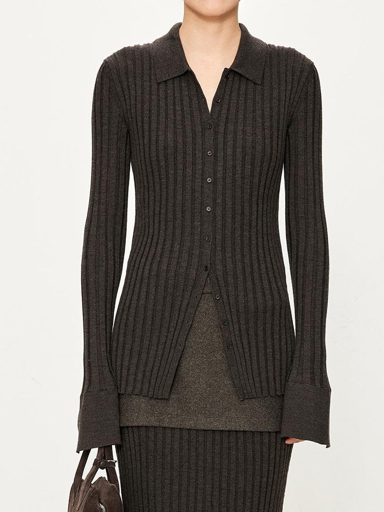 Polo canelado de lã ultrafina 