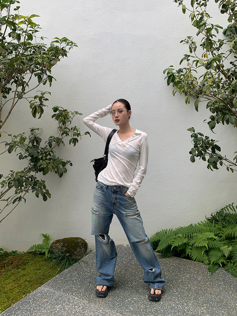 Pantalon en jean évasé délavé 