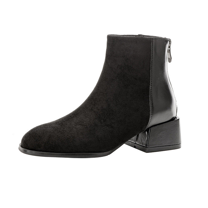 Botas de cano baixo em pele genuína 